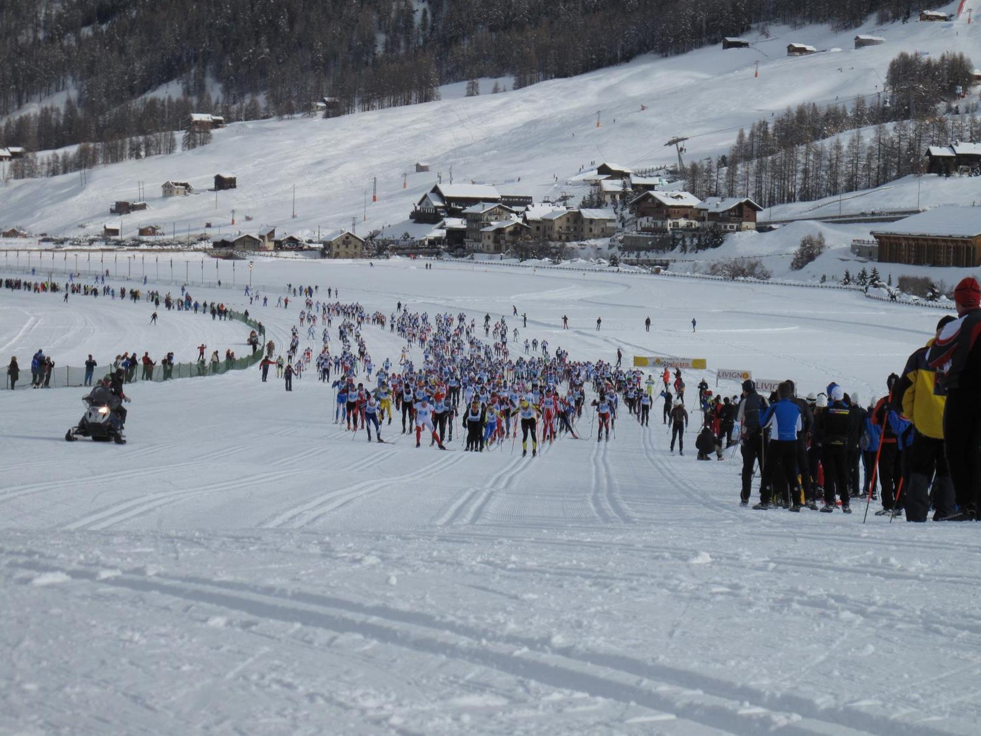 Hotel Costanza Mountain Holiday Ливиньо Экстерьер фото