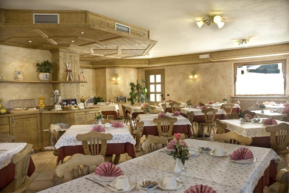 Hotel Costanza Mountain Holiday Ливиньо Экстерьер фото