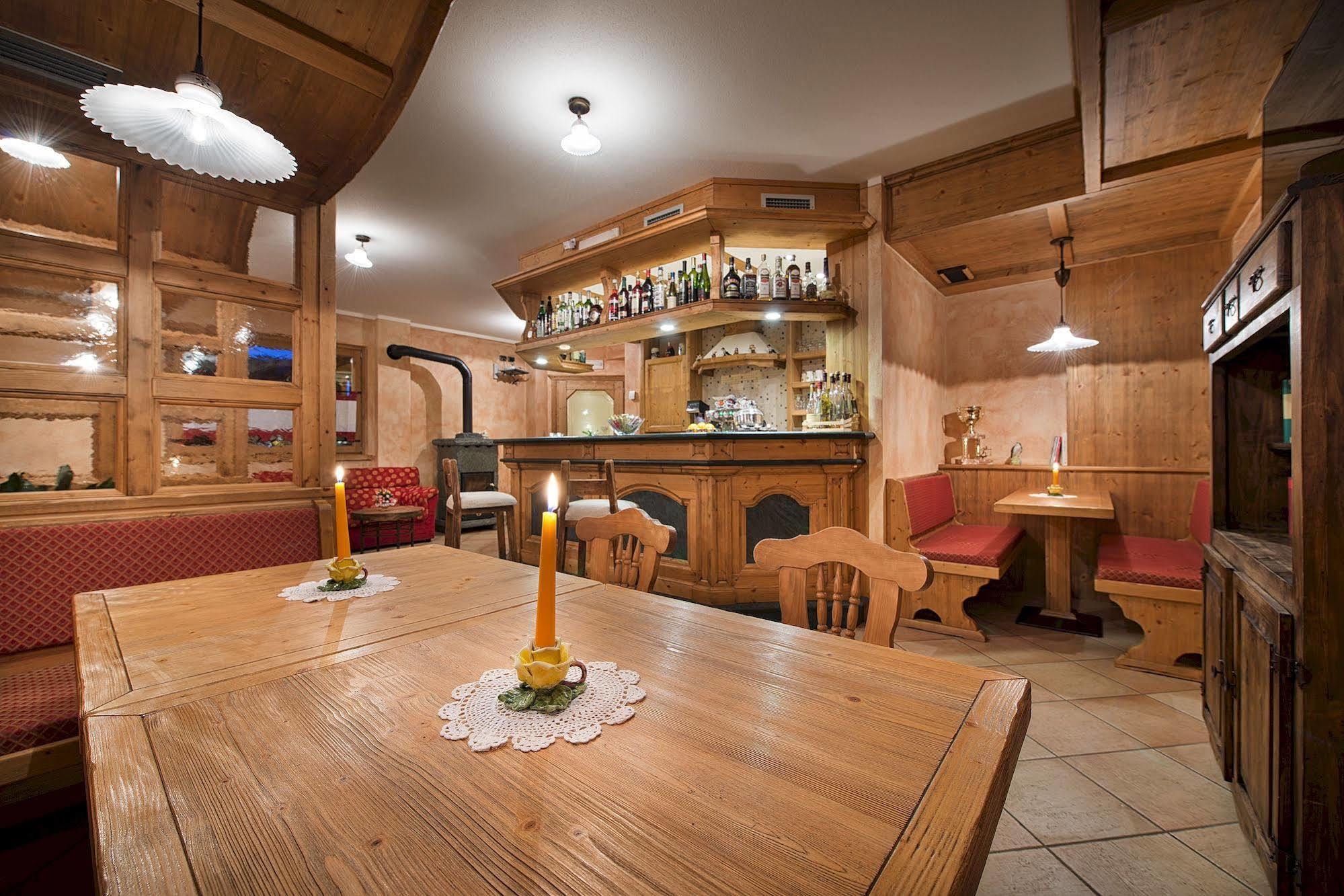 Hotel Costanza Mountain Holiday Ливиньо Экстерьер фото